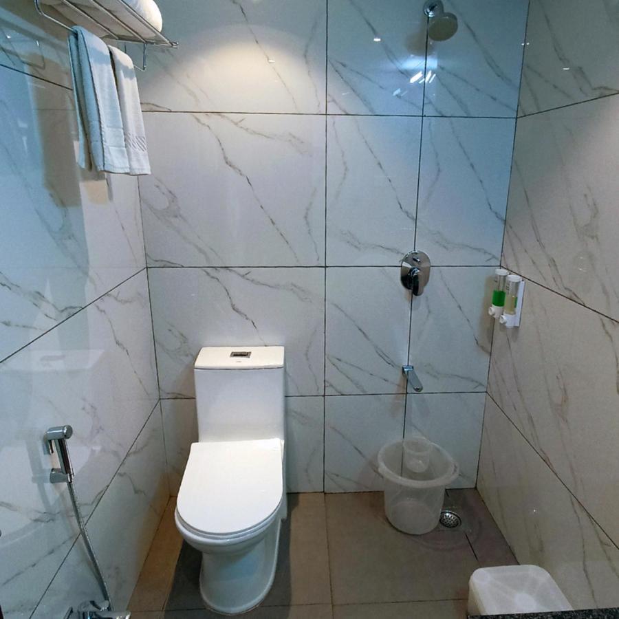 Sharman Suites Pune Exterior foto